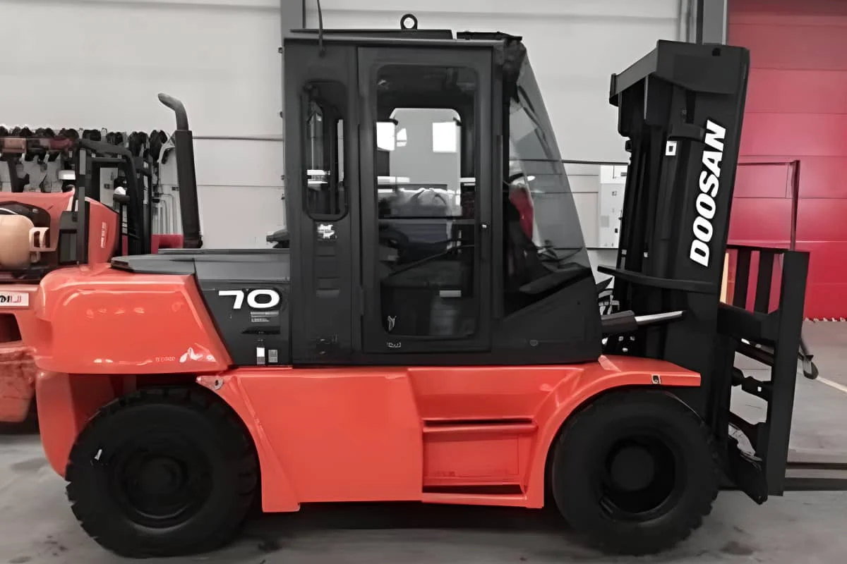 remise en etat chariot elevateur doosan avec controle vgp chez vdm technologies